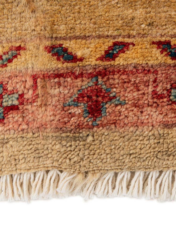 Detail image of  5' 2 x 7' 6  Hand Knotted Ziegler Wool Rug