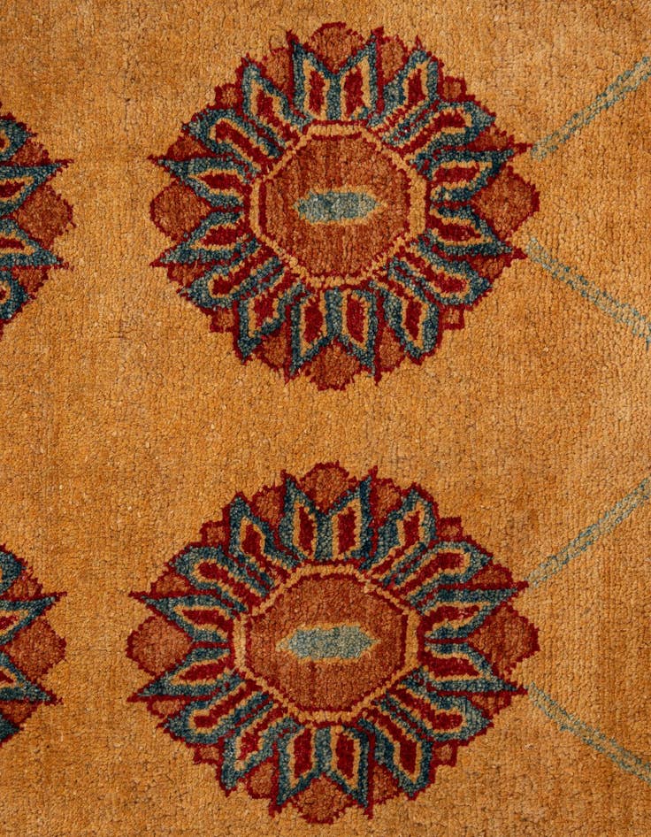 Detail image of  5' 9 x 7' 10  Hand Knotted Ziegler Wool Rug