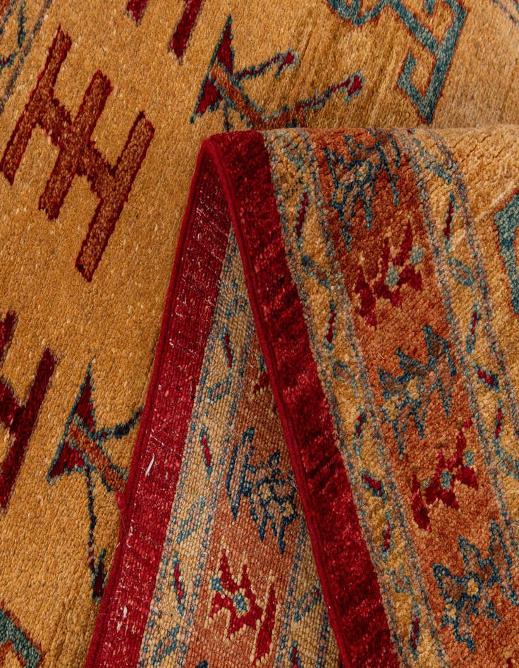 Detail image of  3' 3 x 5' 4  Hand Knotted Ziegler Wool Rug