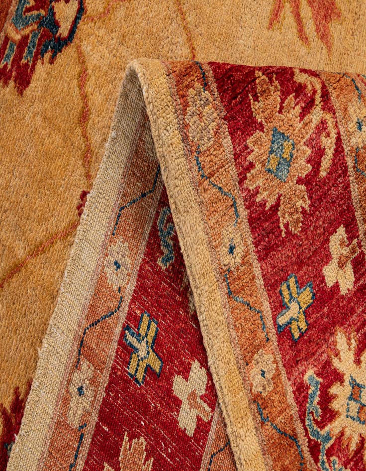 Detail image of  5' 7 x 7' 6  Hand Knotted Ziegler Wool Rug