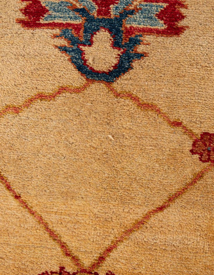 Detail image of  5' 7 x 7' 6  Hand Knotted Ziegler Wool Rug