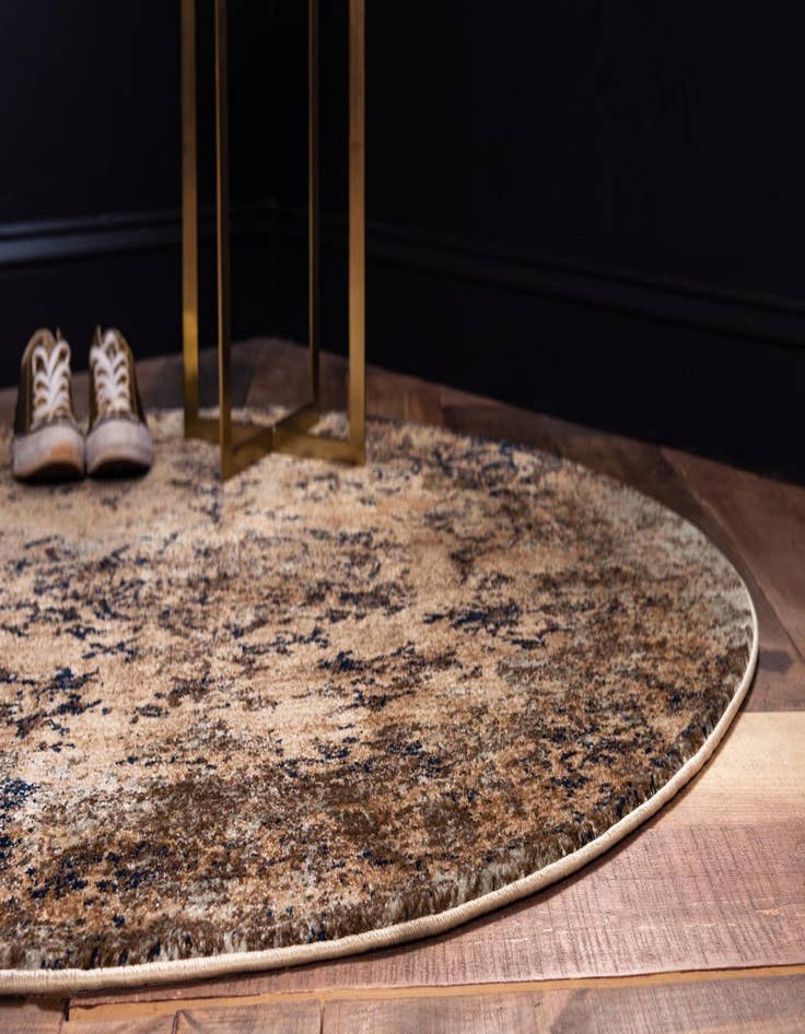 Detail image of  8' x 8' Charlestown Round Rug