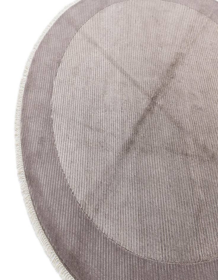 Detail image of  6' 7 x 6' 7  Hand Knotted Darya Wool Round Rug