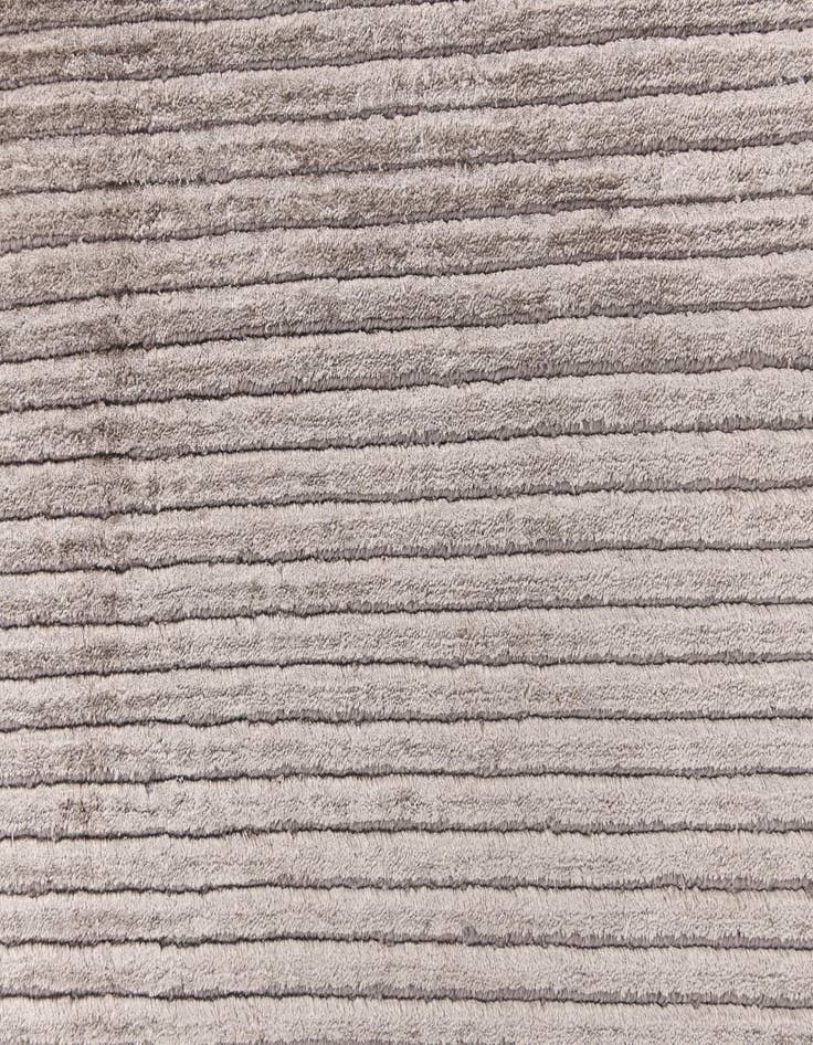 Detail image of  6' 7 x 6' 7  Hand Knotted Darya Wool Round Rug