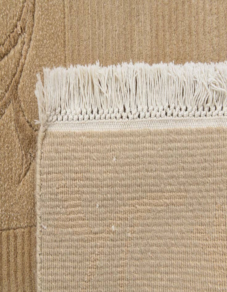 Detail image of  3' 3 x 6' 9  Hand Knotted Darya Wool Runner Rug