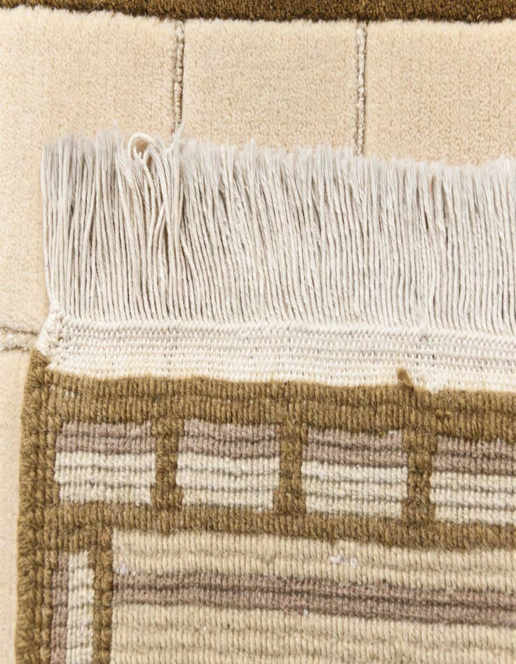 Detail image of  2' 9 x 9' 9  Hand Knotted Darya Wool Runner Rug