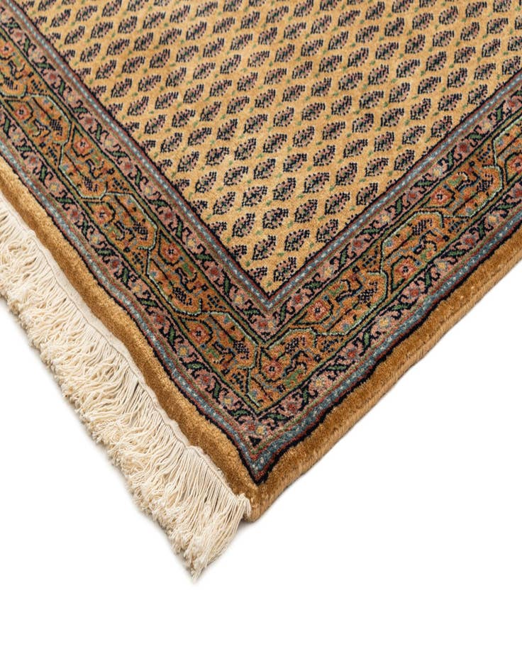 Detail image of  2' 9 x 9' 6  Hand Knotted Mir Wool Runner Rug