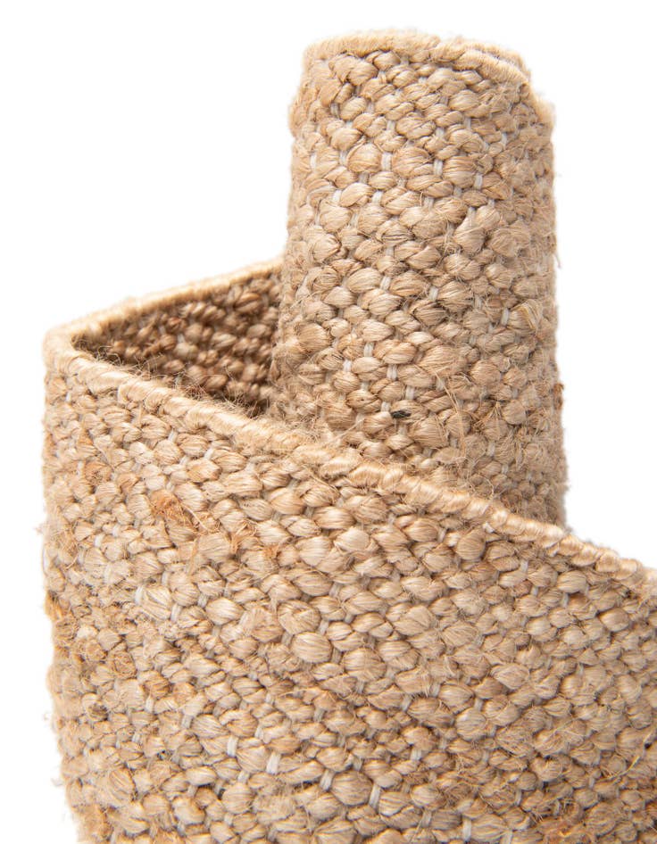 Detail image of  4' 1 x 6' 1  Hand Woven Jill Zarin Hamptons Rug