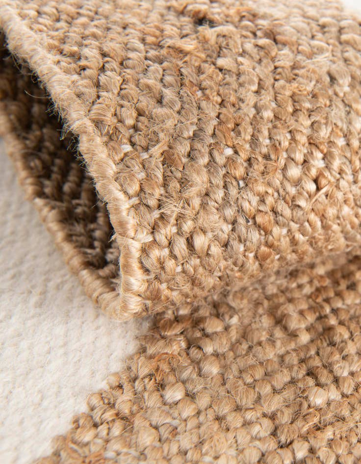 Detail image of  2' 7 x 12'  Hand Woven Jill Zarin Hamptons Runner Rug