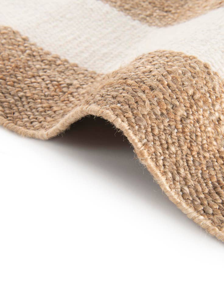 Detail image of  2' 7 x 12'  Hand Woven Jill Zarin Hamptons Runner Rug