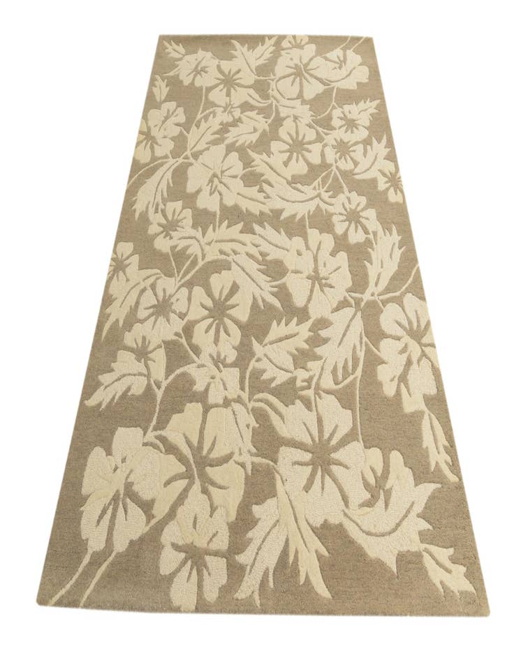 Detail image of  5' x 7' 5 Agra Wool Rug