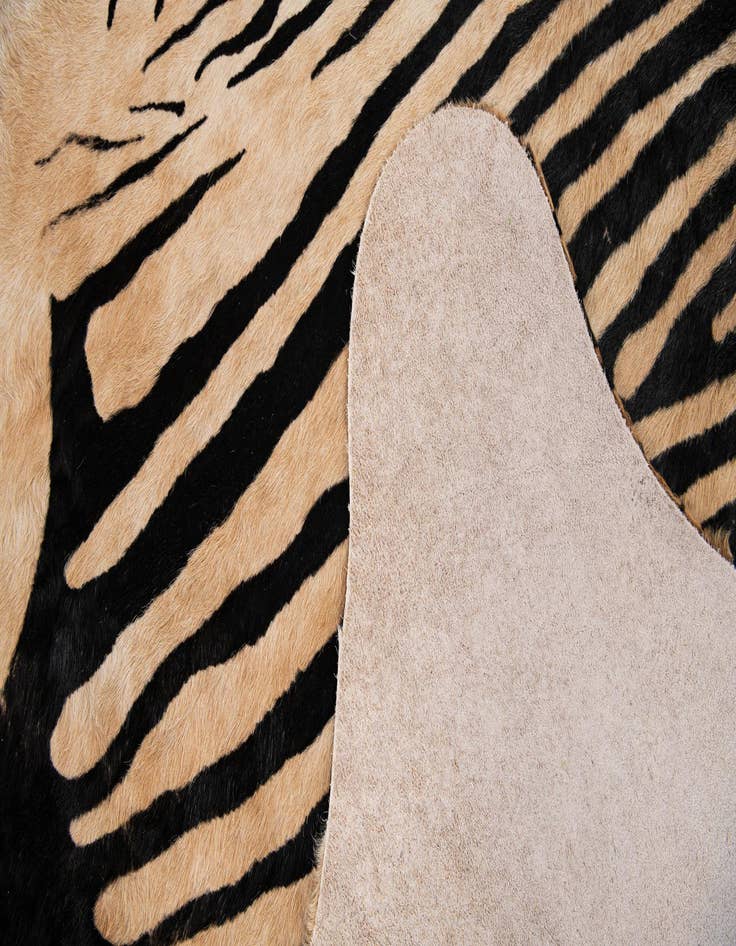 Detail image of  6' 6 x 7' Cowhide Leather Freeform Rug