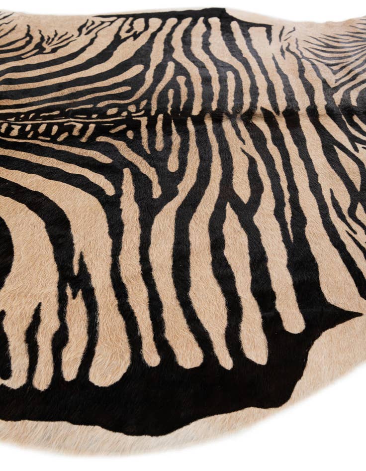 Detail image of  6' 4 x 6' 10 Cowhide Leather Freeform Rug