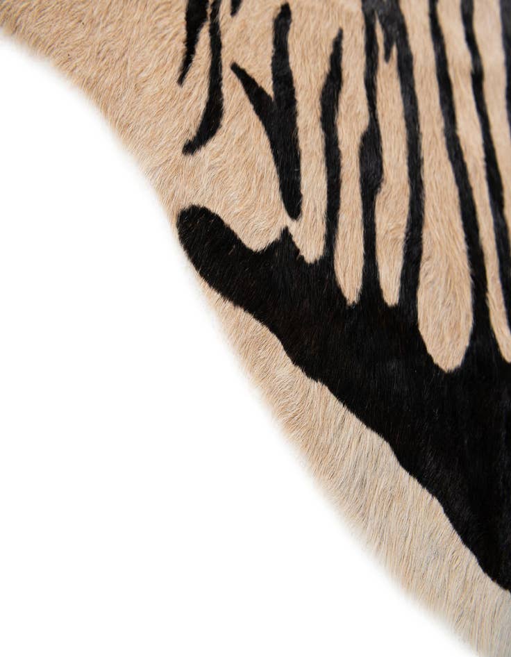 Detail image of  6' 4 x 6' 10 Cowhide Leather Freeform Rug