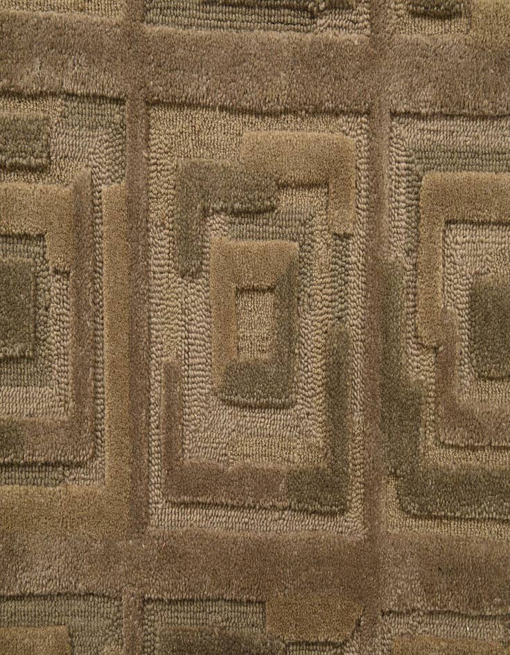 Detail image of  5' x 8' Luna Wool Rug