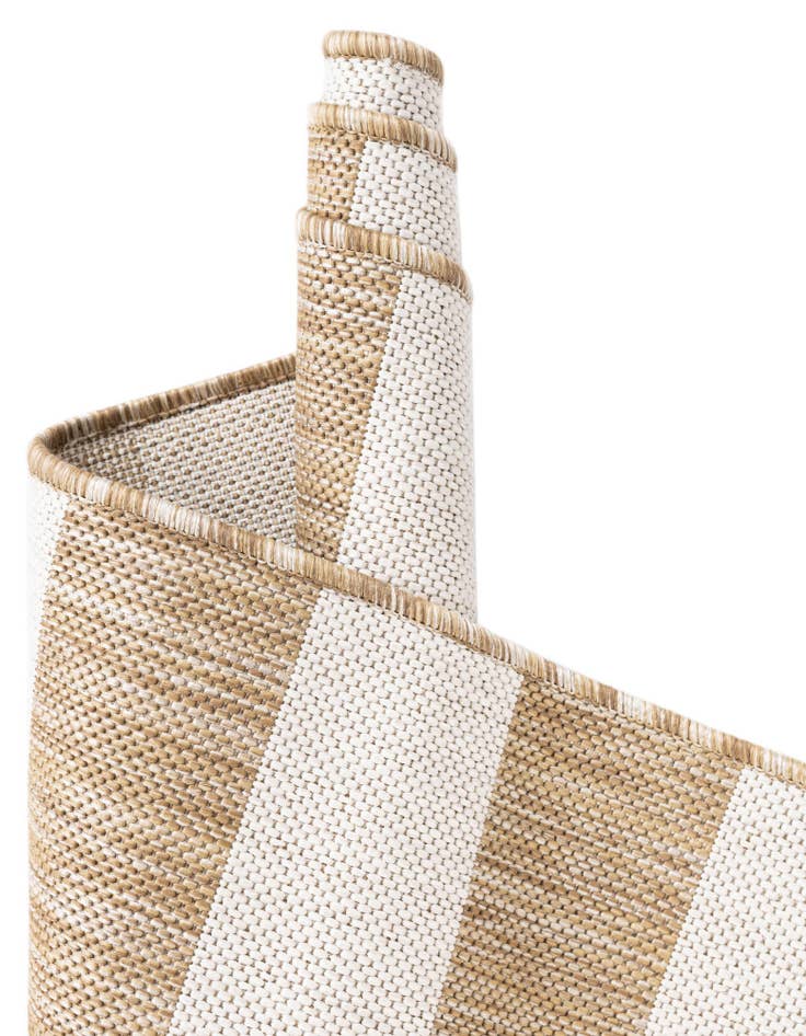 Detail image of  2' 7 x 4'  Washable Ribbon Indoor / Outdoor Hearth Rug