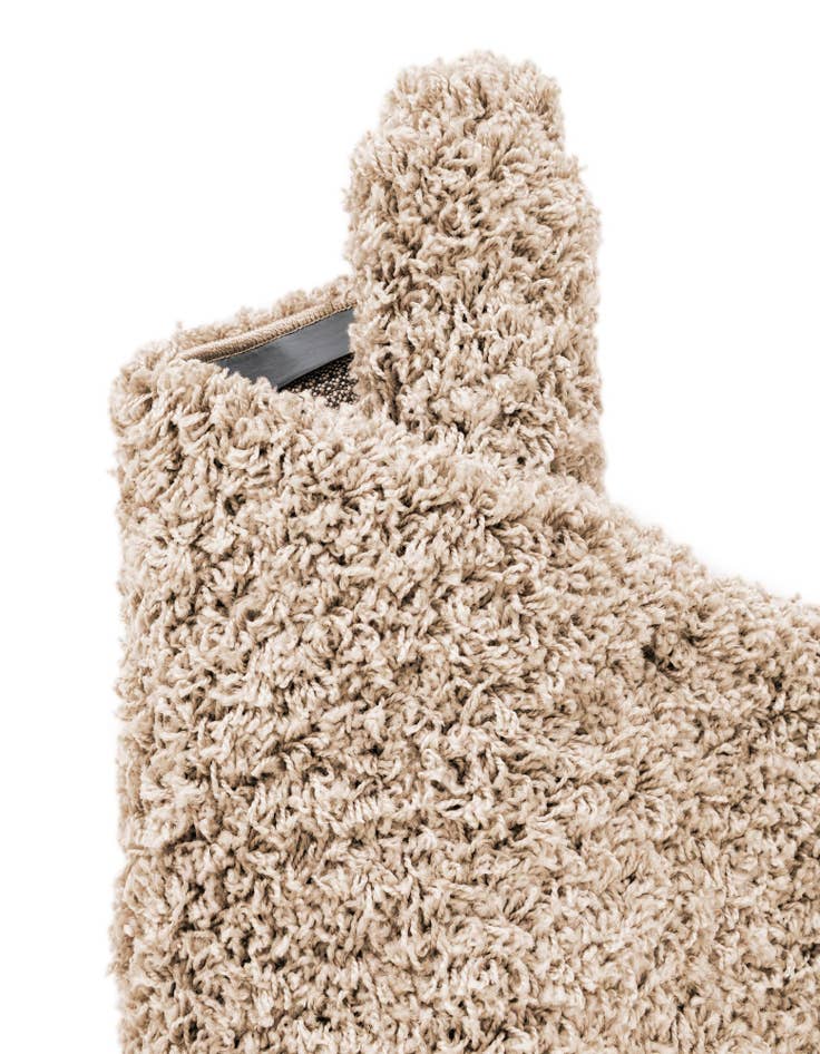 Detail image of  4' x 4' Everyday Shag Octagon Rug