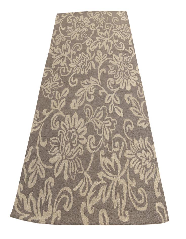 Detail image of  5' x 8' Agra Wool Rug