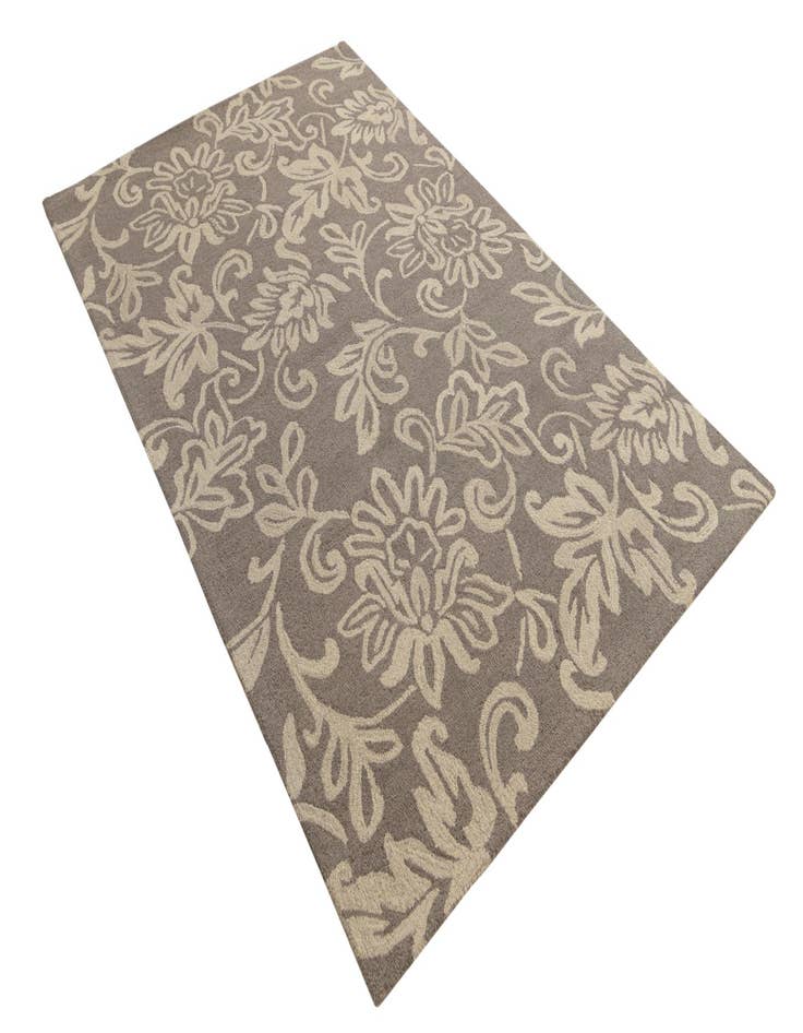 Detail image of  5' x 8' Agra Wool Rug