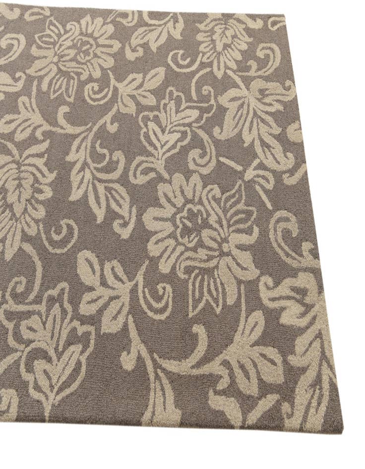 Detail image of  5' 1 x 8' Agra Wool Rug