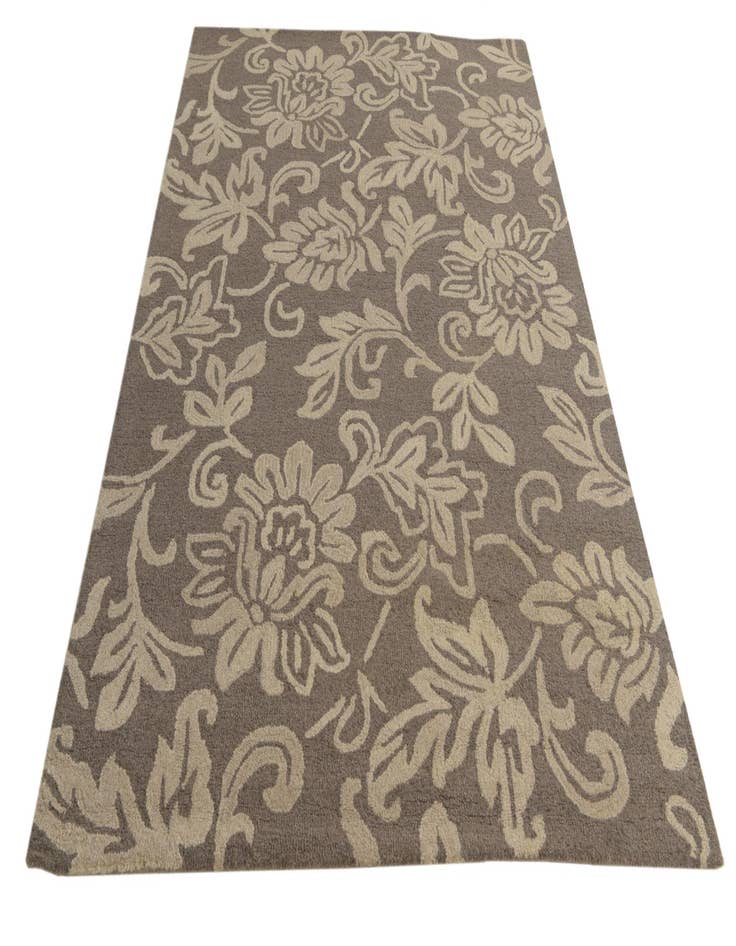 Detail image of  5' x 7' 10 Agra Wool Rug