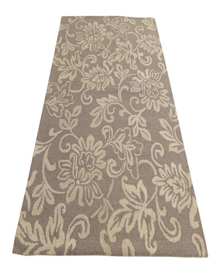 Detail image of  5' x 8' Agra Wool Rug