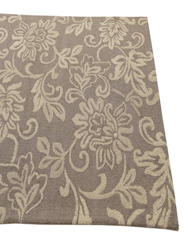 Detail image of  5' x 8' Agra Wool Rug