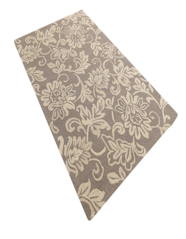 Detail image of  5' 1 x 8' Agra Wool Rug