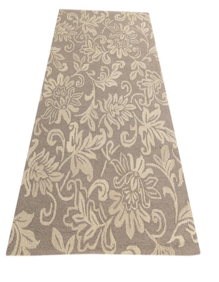 Detail image of  5' x 8' Agra Wool Rug