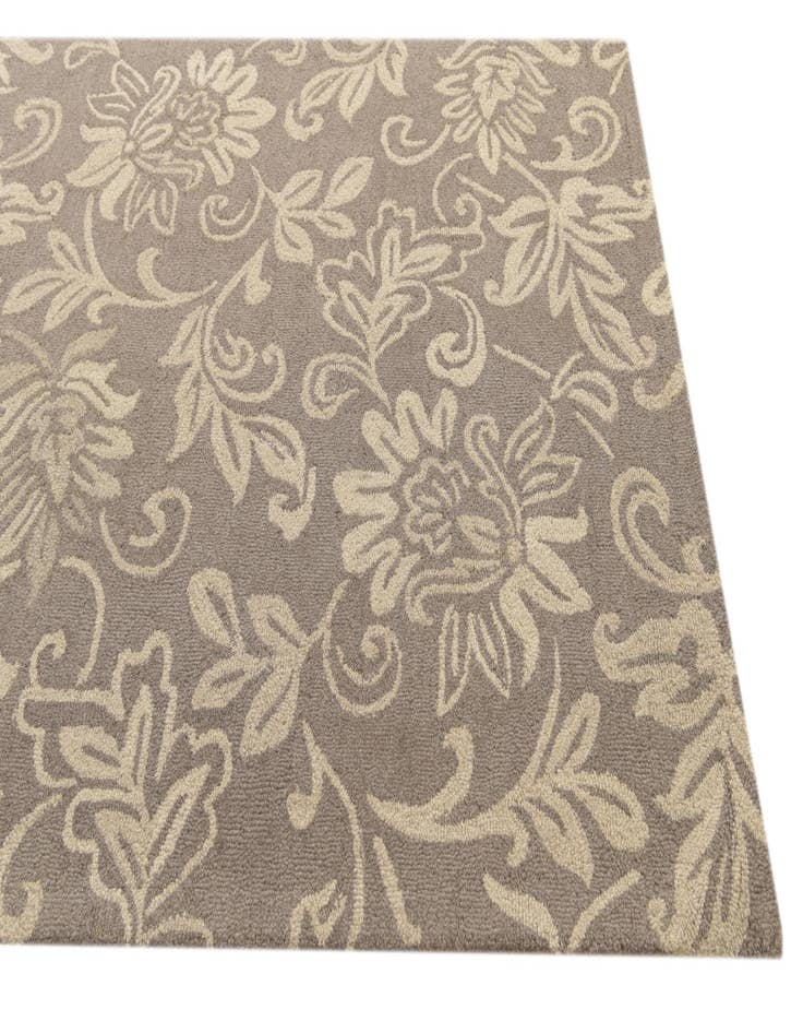 Detail image of  5' x 7' 10 Agra Wool Rug