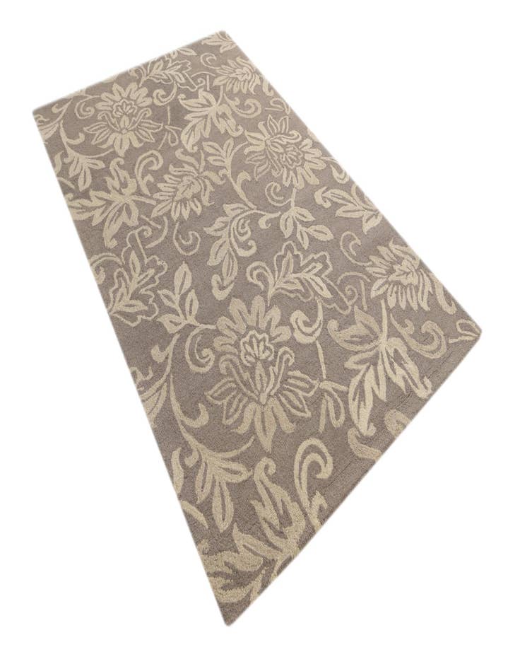 Detail image of  5' x 8' Agra Wool Rug