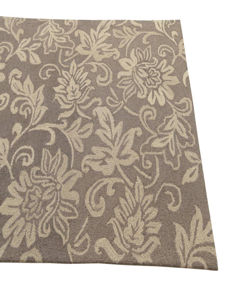 Detail image of  5' x 8' Agra Wool Rug