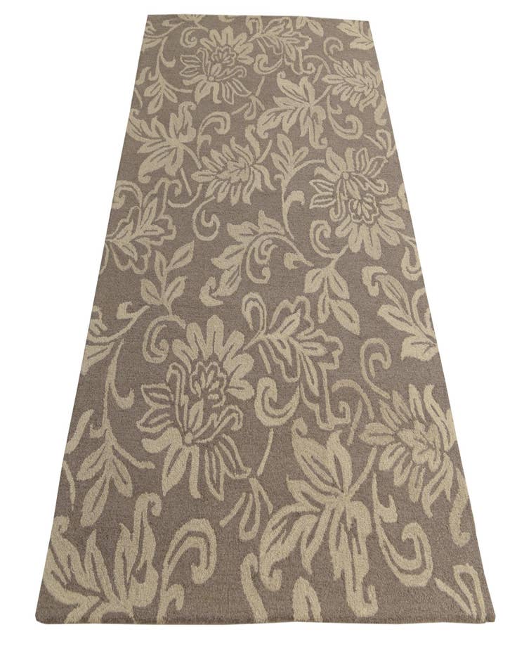 Detail image of  5' x 8' Agra Wool Rug