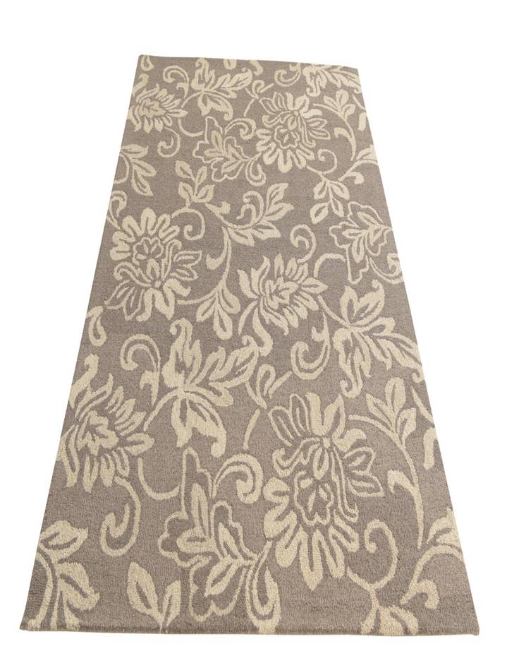 Detail image of  5' 1 x 8' Agra Wool Rug