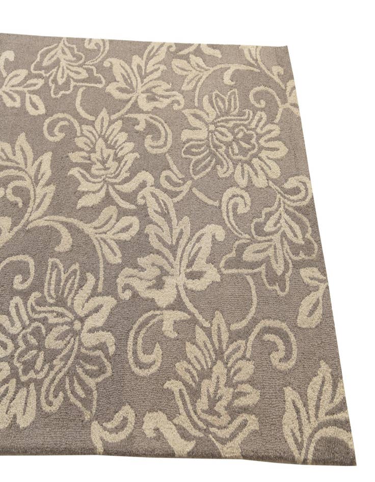 Detail image of  5' 1 x 8' Agra Wool Rug