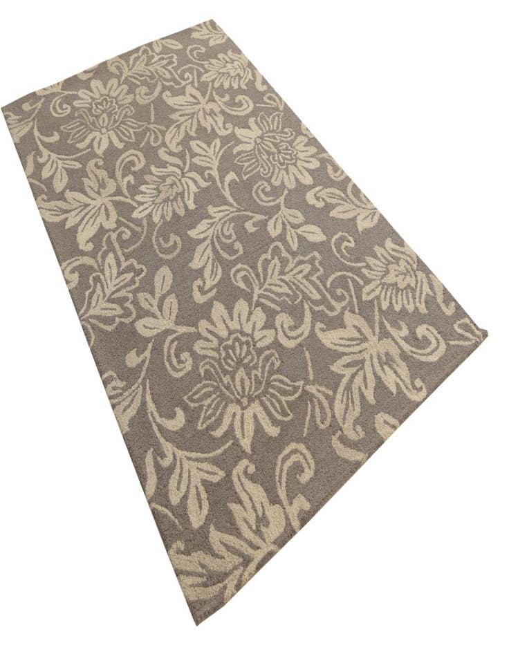 Detail image of  5' 1 x 8' Agra Wool Rug