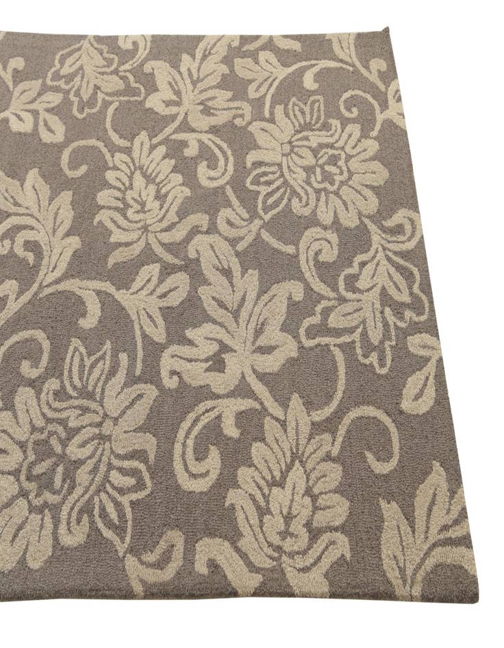 Detail image of  5' x 8' Agra Wool Rug