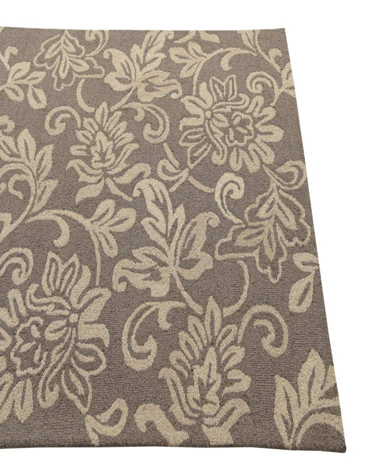 Detail image of  5' 1 x 8' Agra Wool Rug