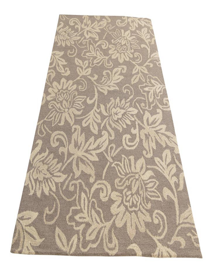 Detail image of  5' x 8' Agra Wool Rug