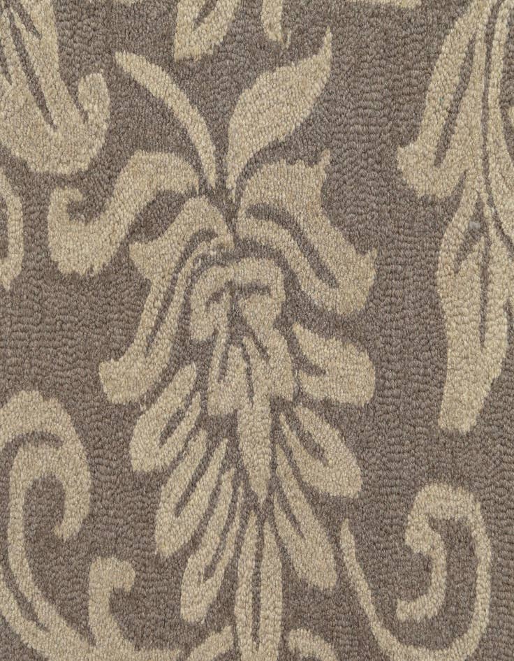 Detail image of  5' x 8' Agra Wool Rug