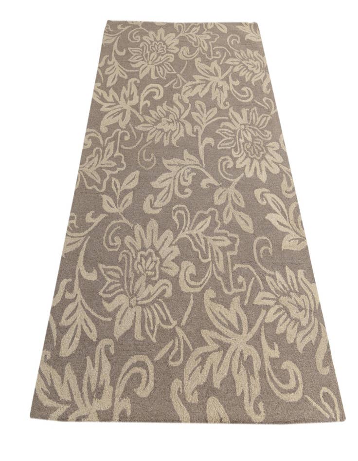 Detail image of  5' x 8' Agra Wool Rug