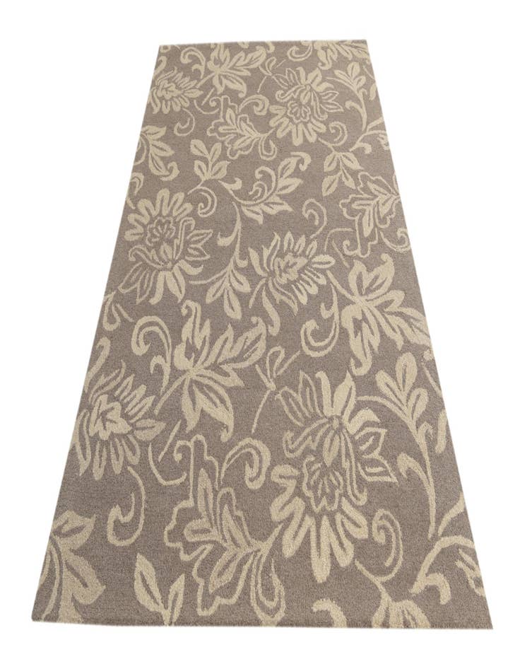 Detail image of  5' x 8' Agra Wool Rug