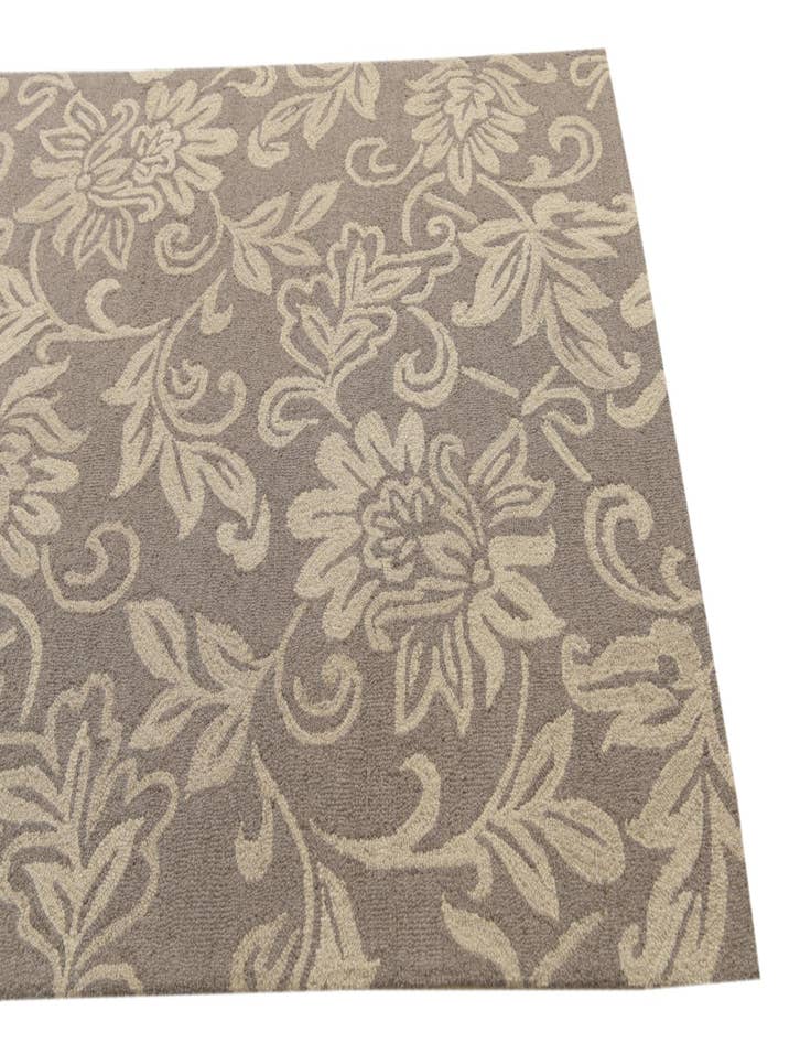 Detail image of  5' x 8' Agra Wool Rug