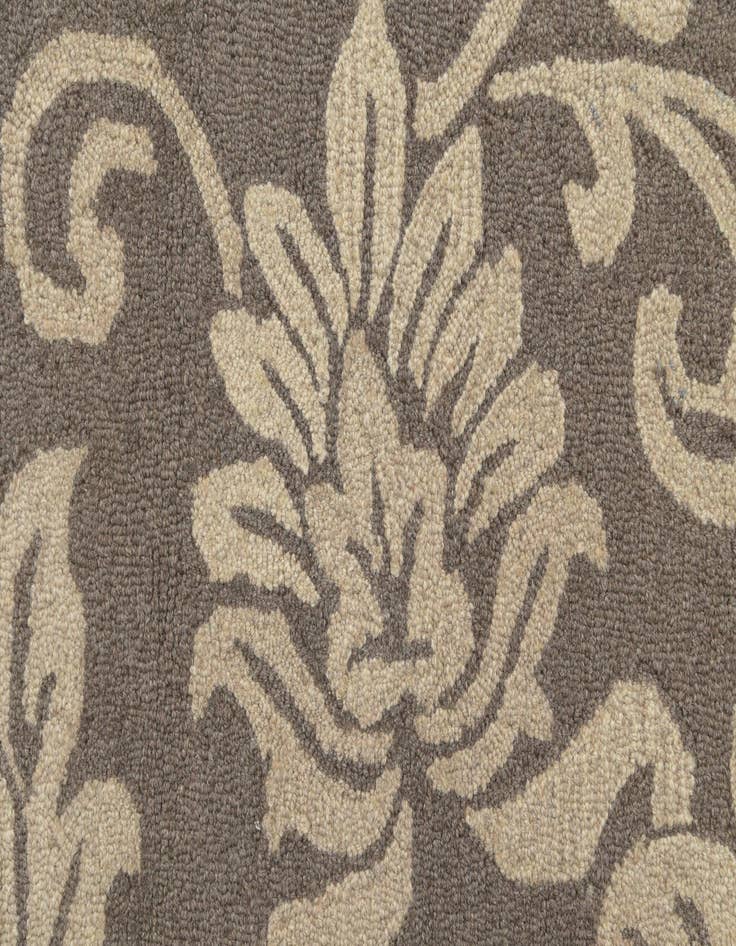 Detail image of  5' 1 x 8' Agra Wool Rug