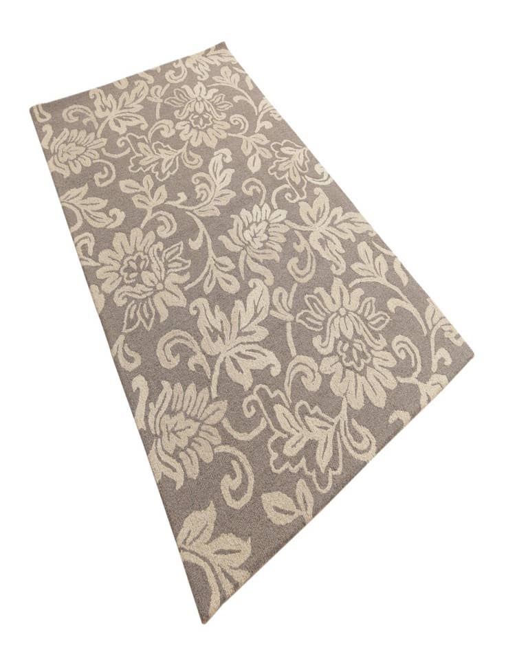 Detail image of  5' x 8' Agra Wool Rug