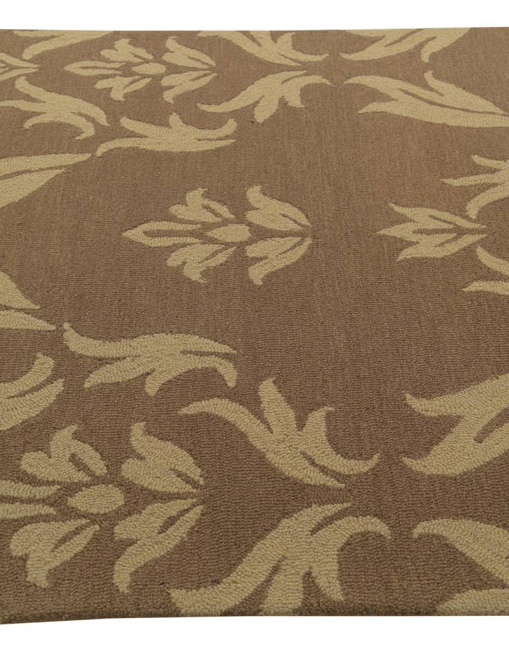 Detail image of  5' x 8' Agra Wool Rug