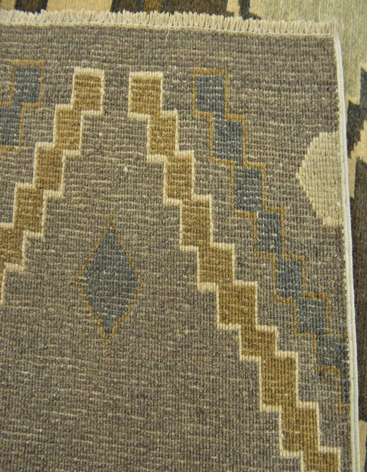 Detail image of  6' 9 x 9' 6  Hand Knotted Ikat Rug