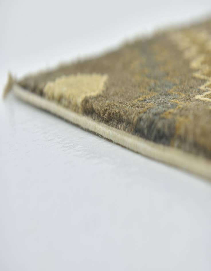 Detail image of  6' 9 x 9' 6  Hand Knotted Ikat Rug