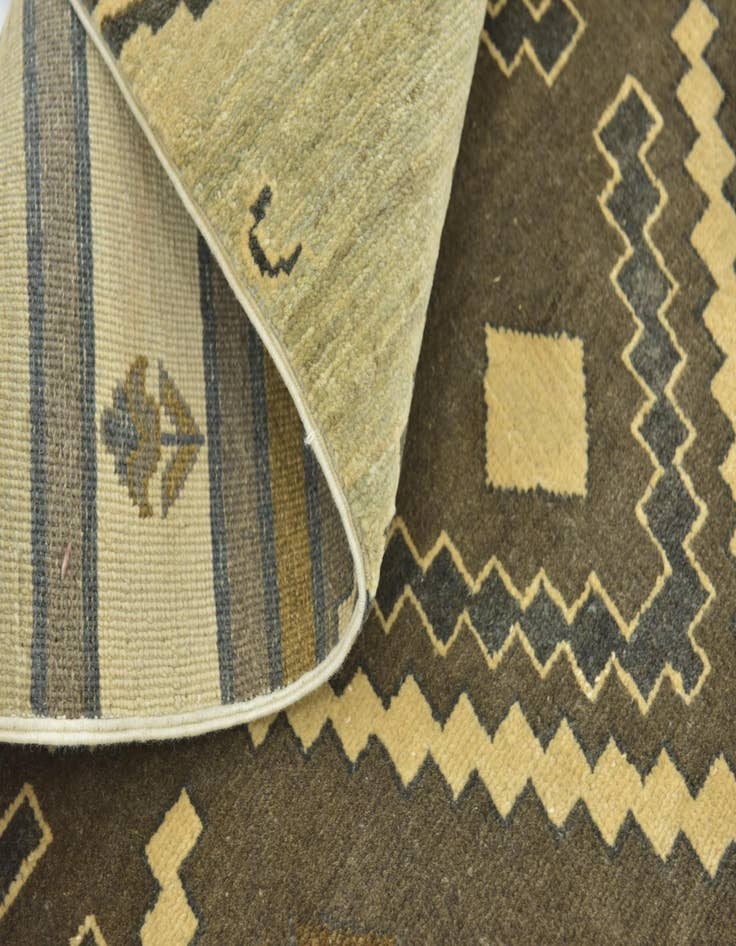 Detail image of  6' 9 x 9' 6  Hand Knotted Ikat Rug