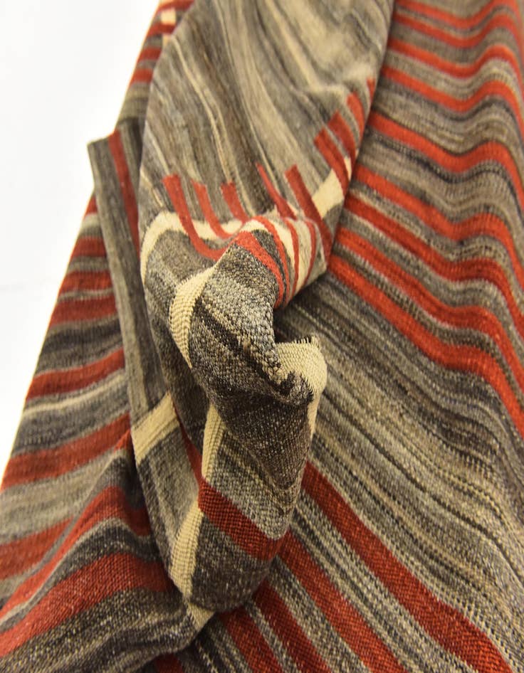 Detail image of  5' 9 x 8'  Hand Woven Kilim Modern Wool Rug